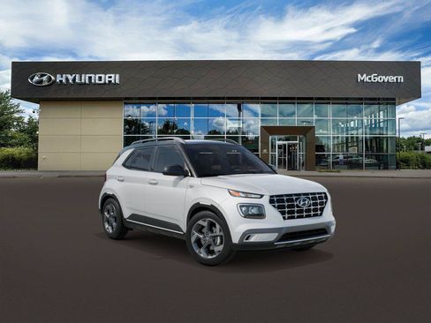 New 2026 Hyundai Venue SEL FWD image 2