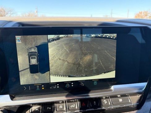 Used 2022 Chevrolet Silverado 1500 LTZ w/ LTZ Premium Texas Edition image 12