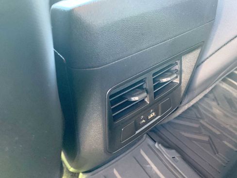 Certified 2024 Chevrolet Colorado Z71 w/ Z71 Convenience Package 2 image 20