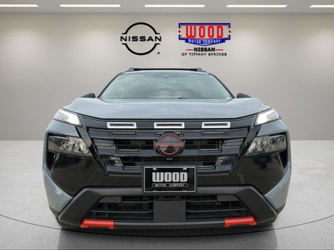 Certified 2025 Nissan Rogue SV AWD/4WD image 6