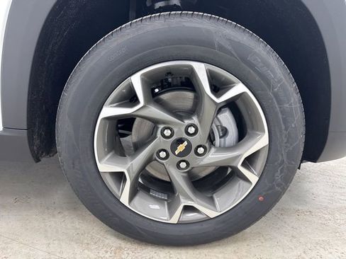 New 2026 Chevrolet Trax LT w/ Driver Confidence Package image 30