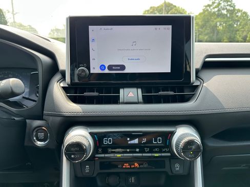 Used 2023 Toyota RAV4 XLE FWD image 14