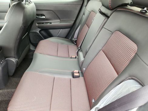 New 2025 Nissan Kicks SR image 12