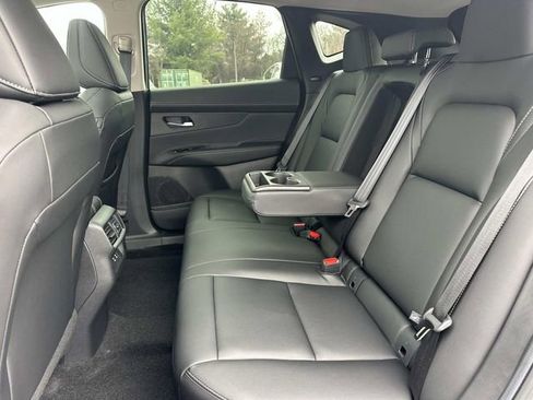 New 2025 Nissan Murano SL image 16