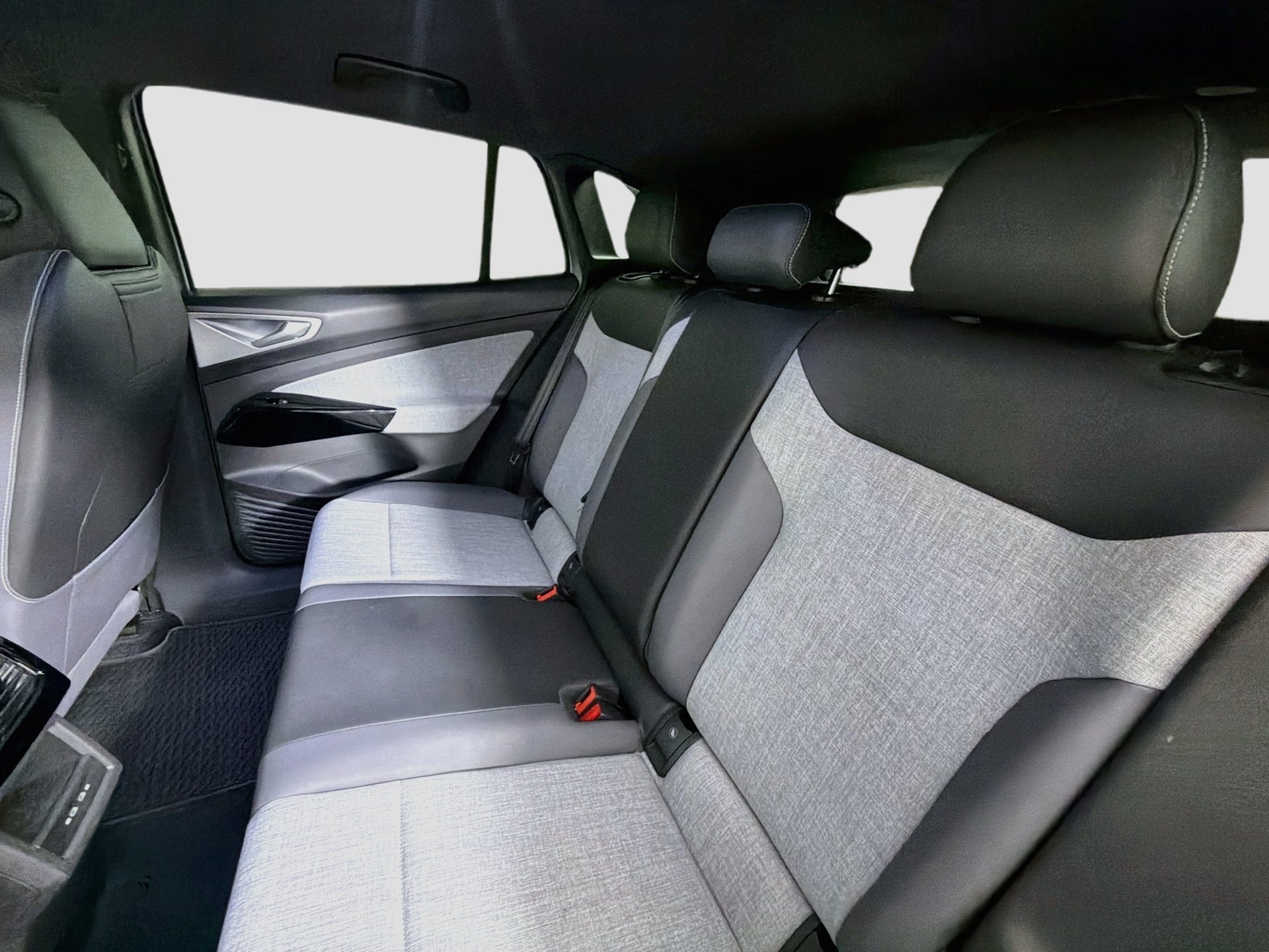 Certified 2023 Volkswagen ID.4 Pro RWD image 23