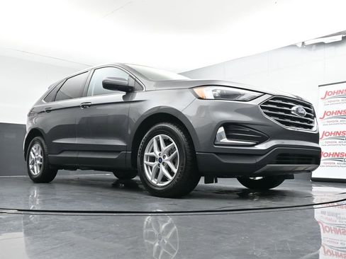 Used 2022 Ford Edge SEL image 25