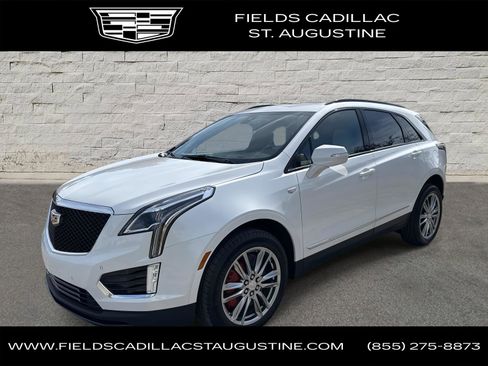 New 2025 Cadillac XT5 Sportv image 1