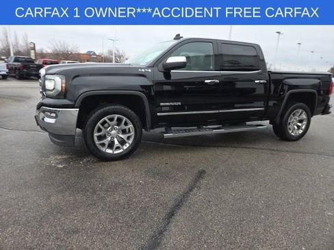 Used 2018 GMC Sierra 1500 SLT w/ SLT Premium Package image 10