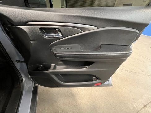 Used 2022 Honda Pilot Special Edition image 11