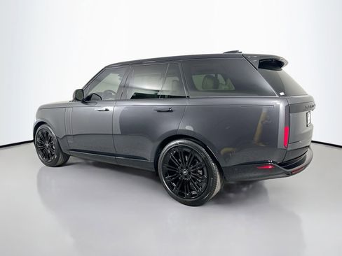 New 2025 Land Rover Range Rover SE image 9
