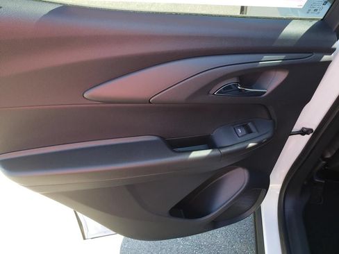 New 2026 Chevrolet TrailBlazer LT w/ Convenience Package FWD image 15