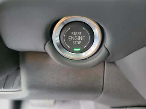 New 2026 Chevrolet Suburban Premier image 25