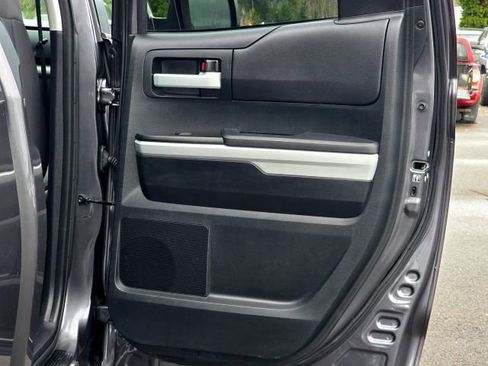Used 2016 Toyota Tundra SR5 image 30