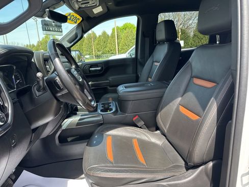Used 2021 GMC Sierra 1500 AT4 w/ AT4 Premium Package AWD/4WD image 7