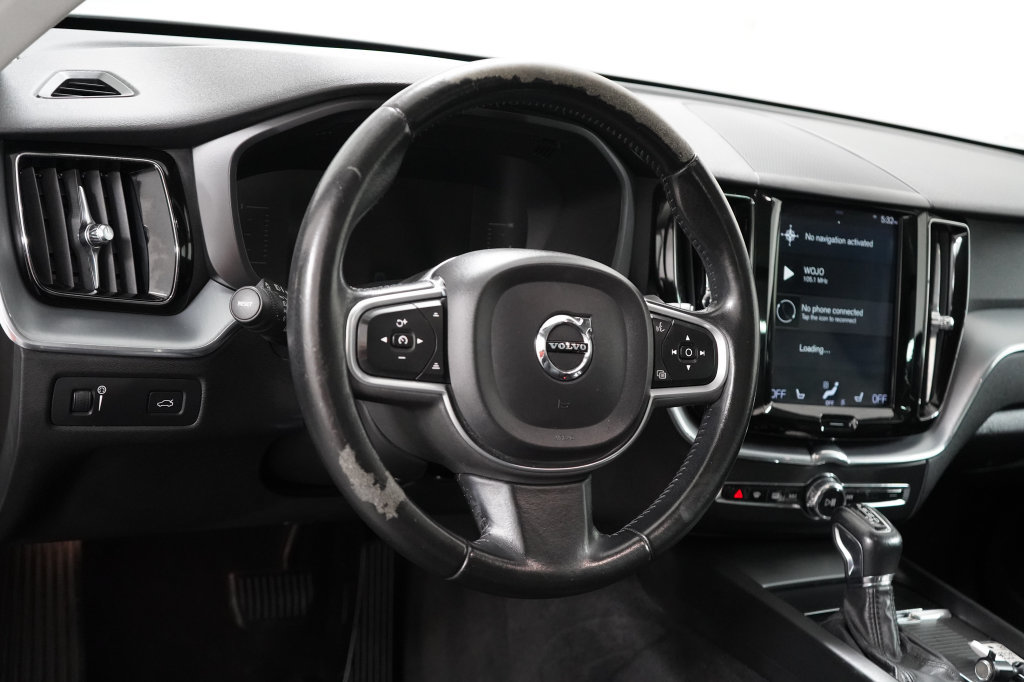 Used 2019 Volvo XC60 T6 Momentum AWD/4WD image 13