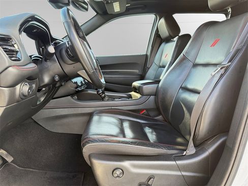 Used 2023 Dodge Durango GT image 9