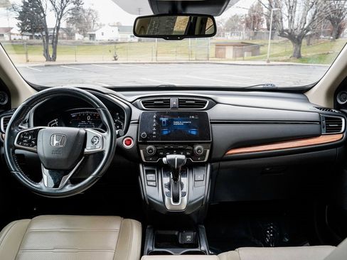 Used 2019 Honda CR-V Touring image 11