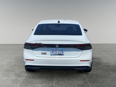 Used 2023 Honda Accord EX image 4