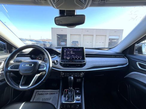 Certified 2022 Jeep Compass Latitude w/ Convenience Group image 15