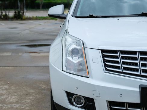 Used 2014 Cadillac SRX Premium w/ Driver Assist Package FWD image 5