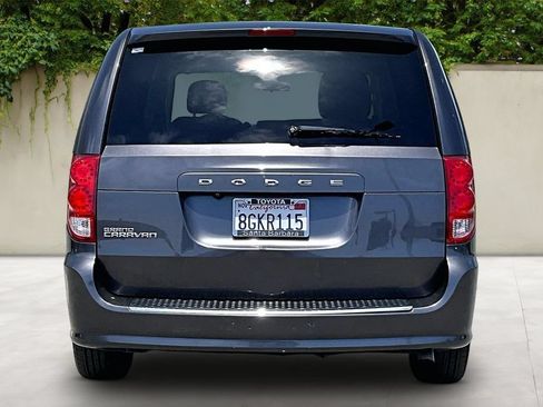 Used 2018 Dodge Grand Caravan SE FWD image 6