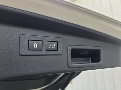 New 2026 Subaru Outback Limited image 15