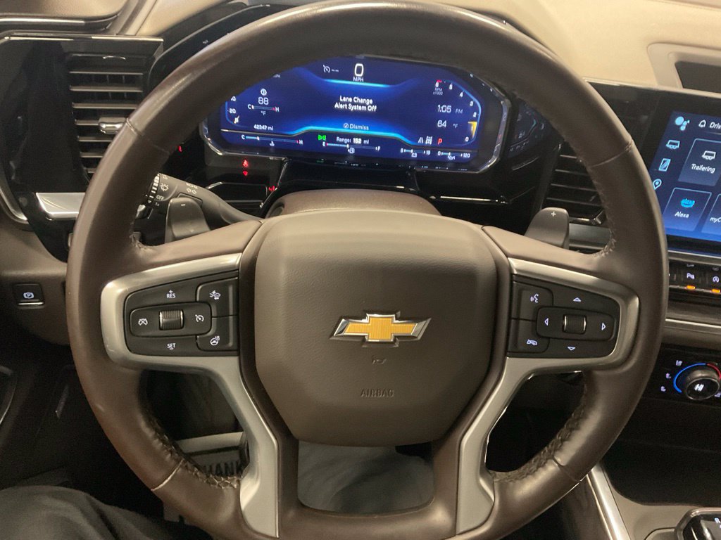 Used 2024 Chevrolet Silverado 1500 LTZ w/ LTZ Premium Package AWD/4WD image 14