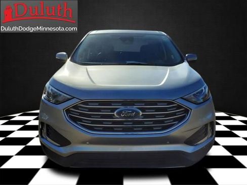 Used 2024 Ford Edge Titanium image 4