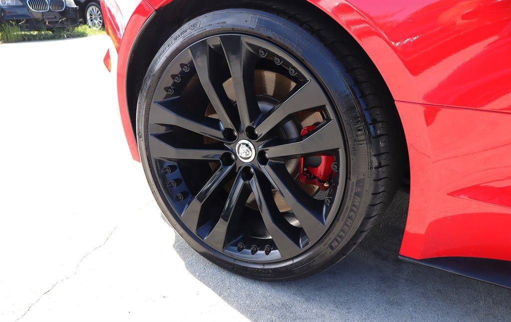 Used 2014 Jaguar F-TYPE S RWD image 26