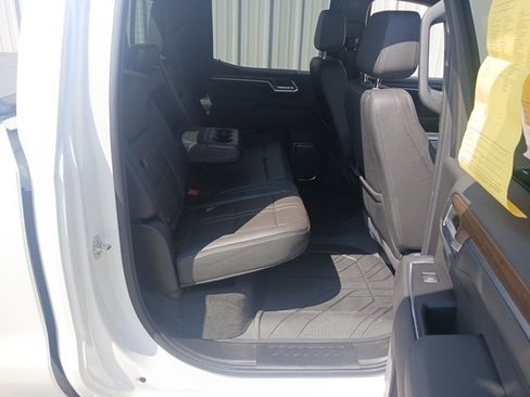 Used 2022 Chevrolet Silverado 1500 High Country w/ High Country Premium Package image 40