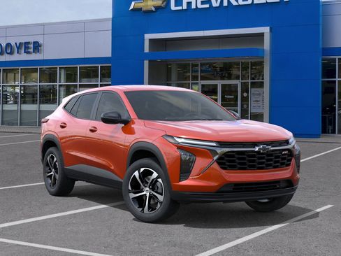 Used 2024 Chevrolet Trax RS w/ Driver Confidence Package image 31