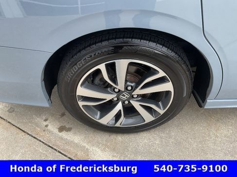 Used 2024 Honda Odyssey Touring image 12