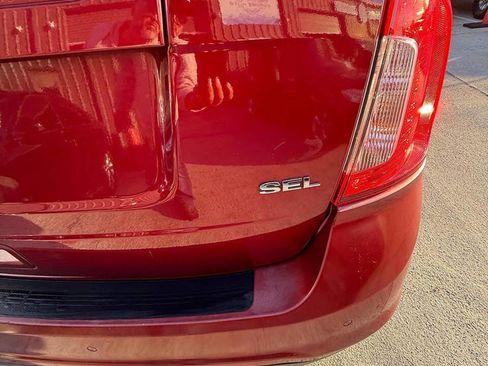 Used 2013 Ford Edge SEL image 18