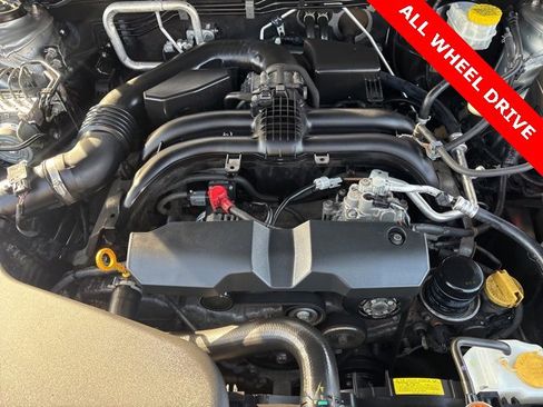 Used 2019 Subaru Outback 2.5i Limited image 32