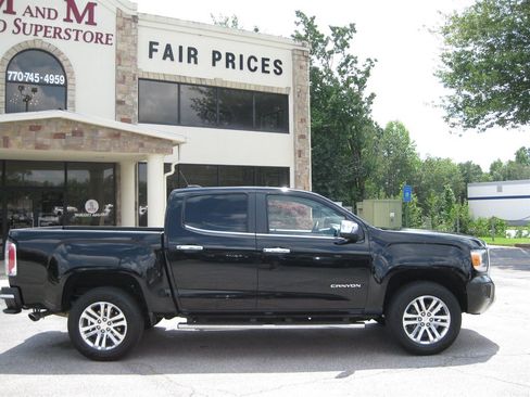Used 2015 GMC Canyon SLT RWD image 8