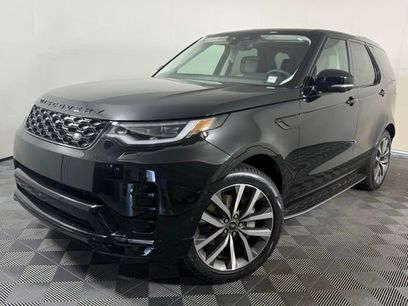 New 2025 Land Rover Discovery Dynamic SE