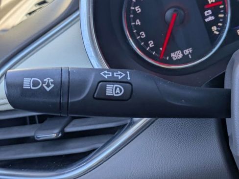 Used 2024 Chevrolet Malibu LT image 25