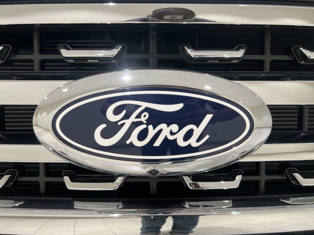 New 2027 Ford F350 Lariat w/ Tremor Off-Road Package AWD/4WD image 29
