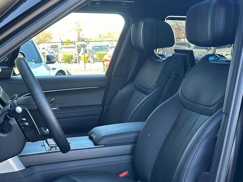 New 2026 Land Rover Range Rover Long Wheelbase Autobiography image 5