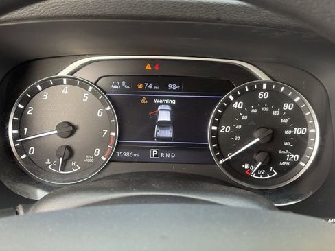 Used 2023 Nissan Frontier SV w/ Technology Package RWD image 32
