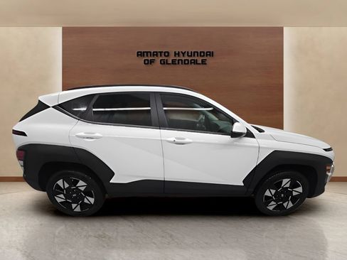Certified 2024 Hyundai Kona SEL AWD/4WD image 7