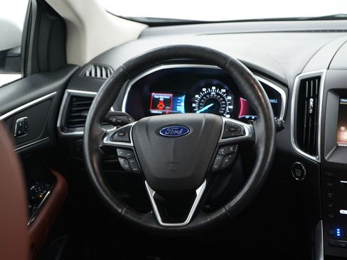 Used 2015 Ford Edge Titanium w/ Equipment Group 302A AWD/4WD image 14