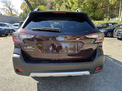 Certified 2023 Subaru Outback Limited image 4