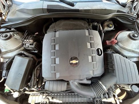 Used 2011 Chevrolet Camaro LS RWD image 12