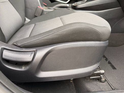 Used 2023 Kia Soul LX image 23