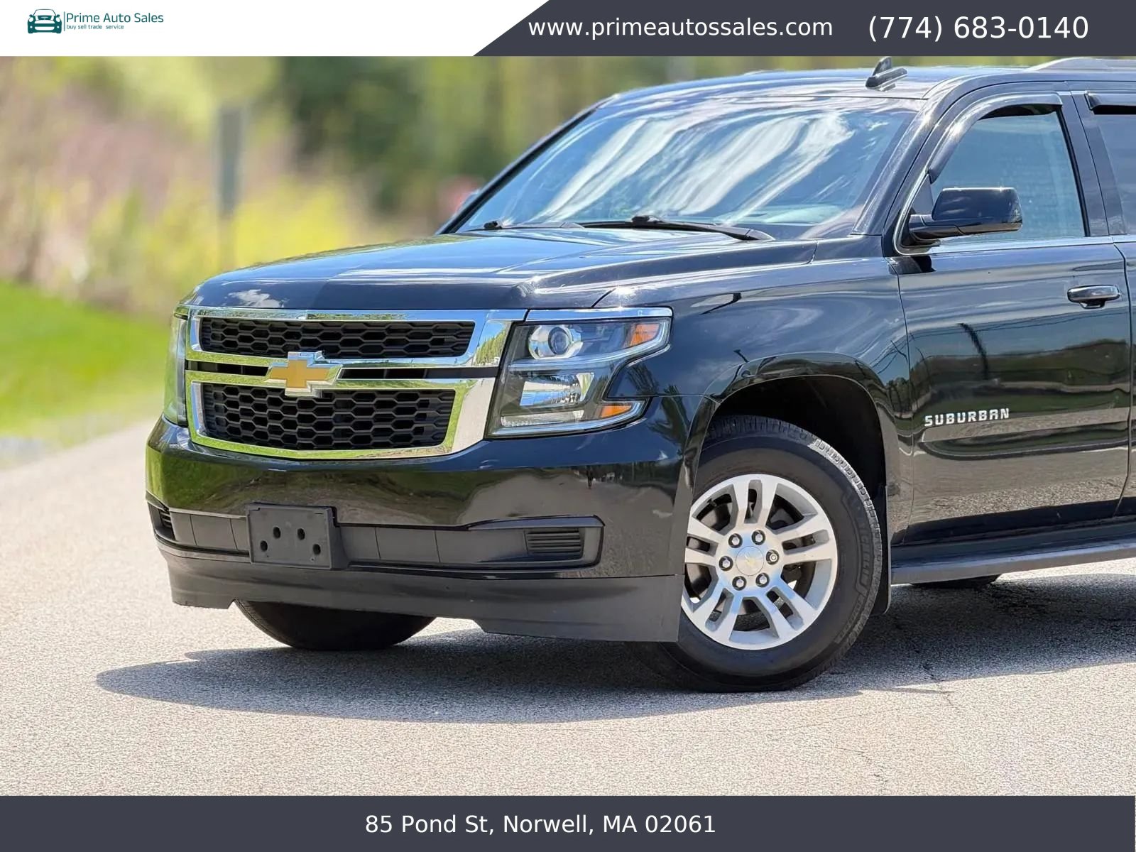 Used 2020 Chevrolet Suburban LT AWD/4WD image 3