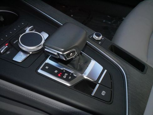 Used 2019 Audi A4 2.0T Premium Plus w/ Premium Plus Package image 24