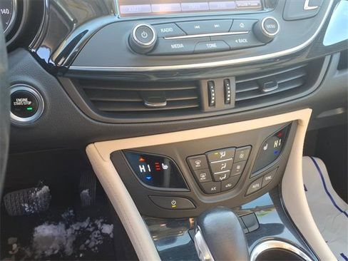 Used 2018 Buick Envision Preferred image 18