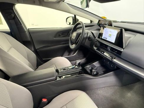 Used 2026 Toyota Prius LE image 48