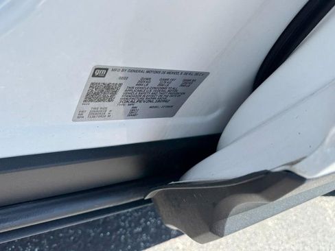 Used 2022 GMC Terrain SLT FWD image 25